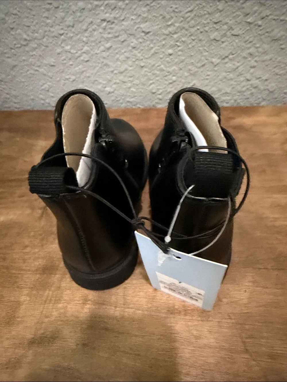 Cat & Jack classic black